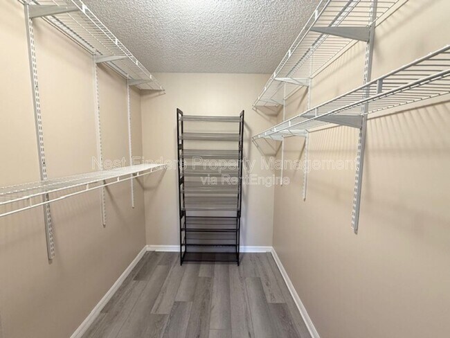 Building Photo - 12348 Casheros Cove Dr S