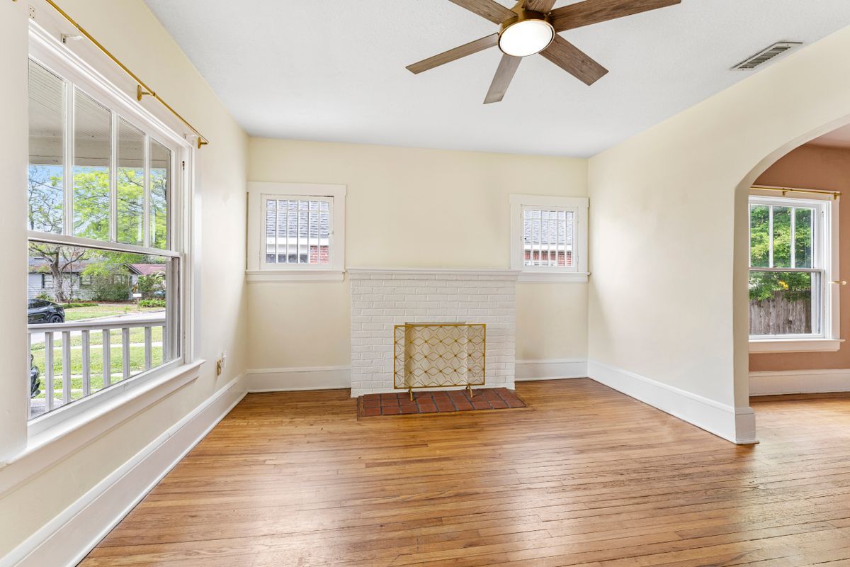 Building Photo - 4531 Attleboro St