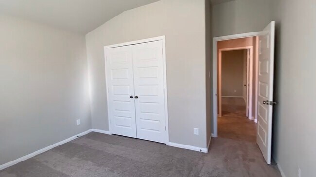 Building Photo - 2418 Humble Wy