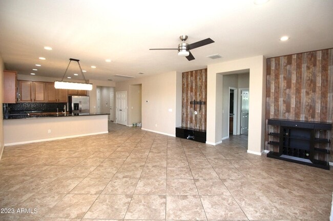 Building Photo - 4936 S Twinleaf Dr