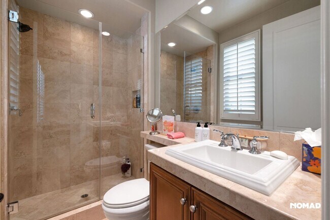 Building Photo - 4 Bedroom Single Family Home in La Quinta + Additional Detached Casita