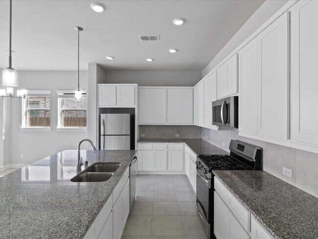 Building Photo - 222 Amaranth Wy