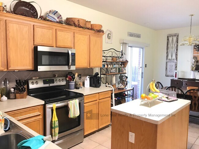 Building Photo - 4-Bedroom House for Rent in Harker Heights