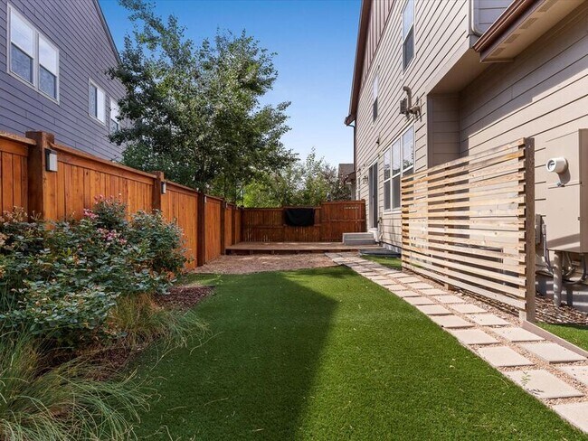Building Photo - 8971 E 59th Pl