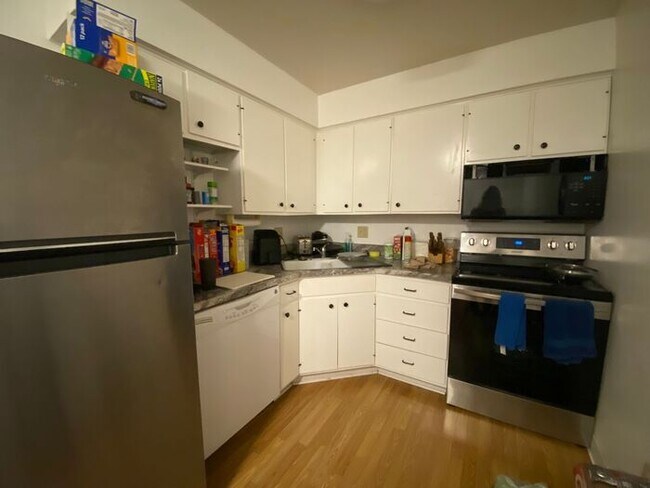 Building Photo - $1,300 | 2 Bedroom, 1 Bathroom Apartment | No Pets | Available for August 1st, 2026 Move In!