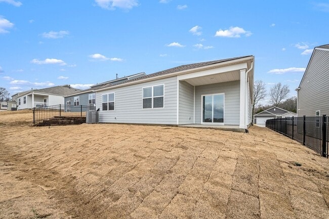 Building Photo - 1512 Mountain View Dr