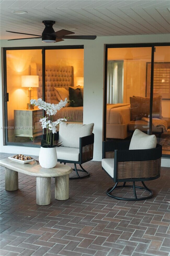 Building Photo - 301 Isla Dorada Blvd