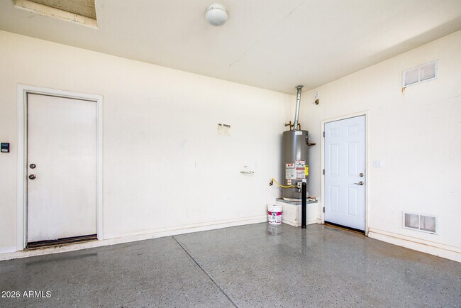 Building Photo - 44317 Rhinestone Rd