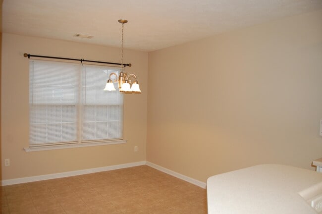 Building Photo - 167 Fox Haven Dr