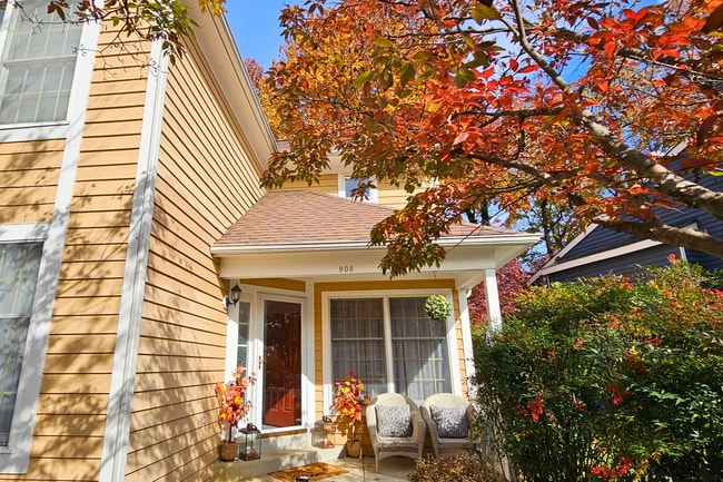 Building Photo - 908 Berwick Dr