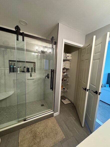 Building Photo - 80 Williamson Ct