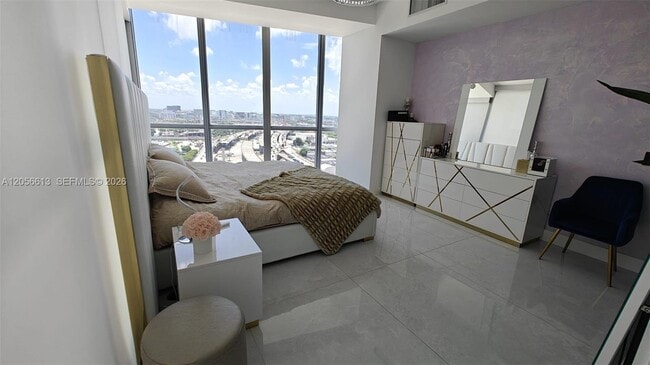 Building Photo - 1100 Biscayne Blvd