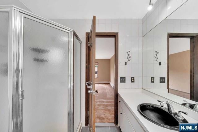 Building Photo - 23 Bohnert Pl