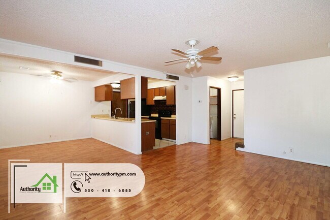 Building Photo - 3867 Apollo St