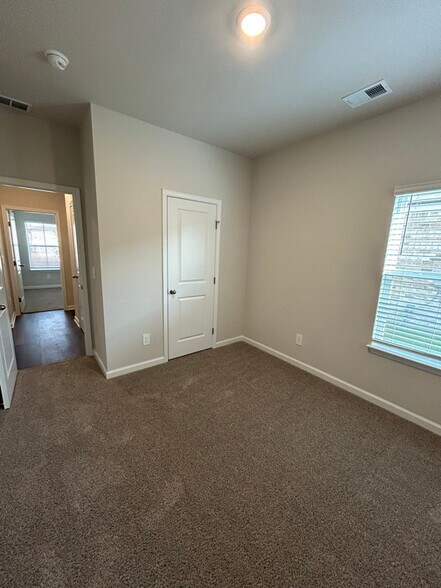 Building Photo - 29351 Satilla Cir