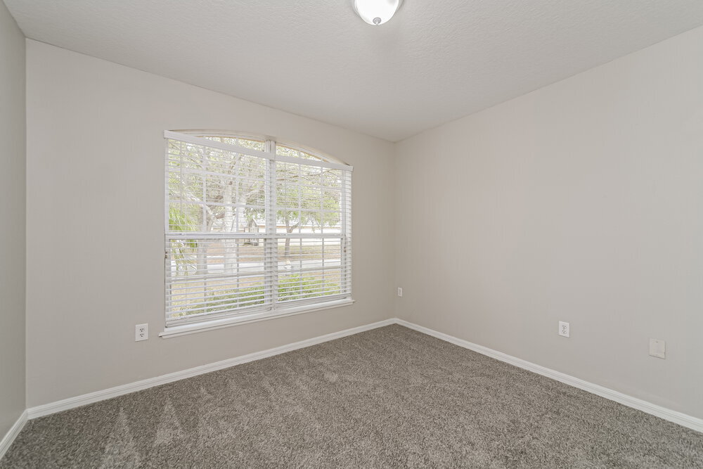 Building Photo - 433 Hammerstone Ave