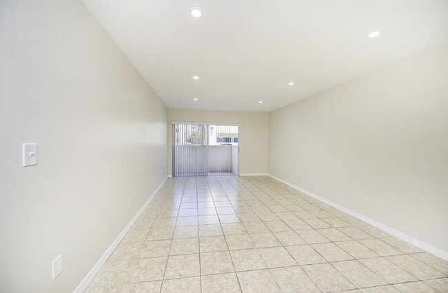 Building Photo - 7705 SW 86th St
