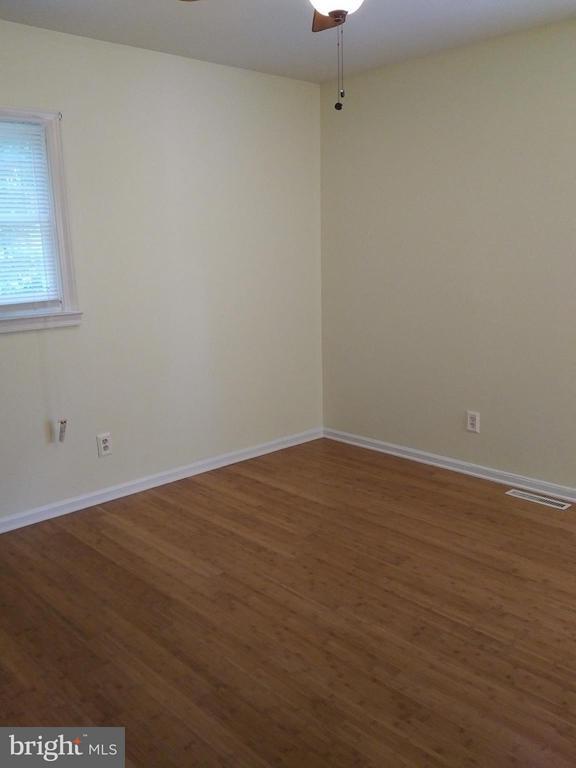 Building Photo - 9632 Leavells Rd