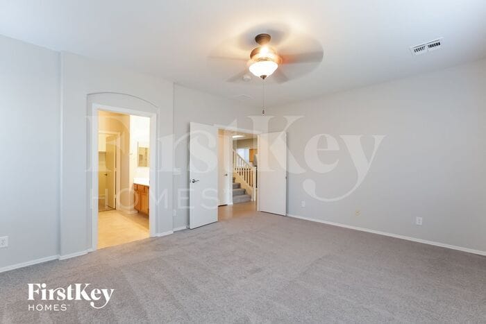 Building Photo - 15447 W Yucatan Dr