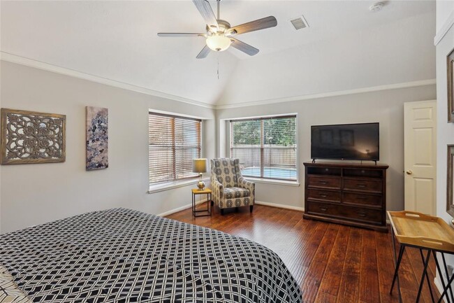 Building Photo - 183 N Millport Cir
