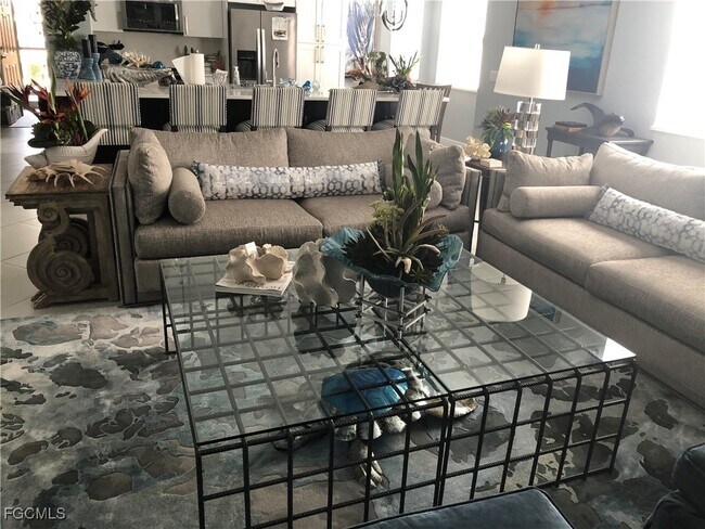 Building Photo - 11021 Gulf Reflections Drive