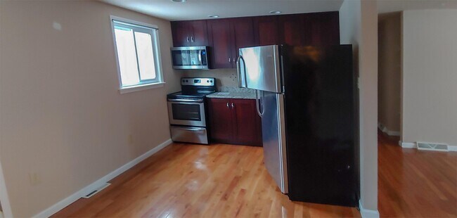 Building Photo - 1797 Cedaridge Dr