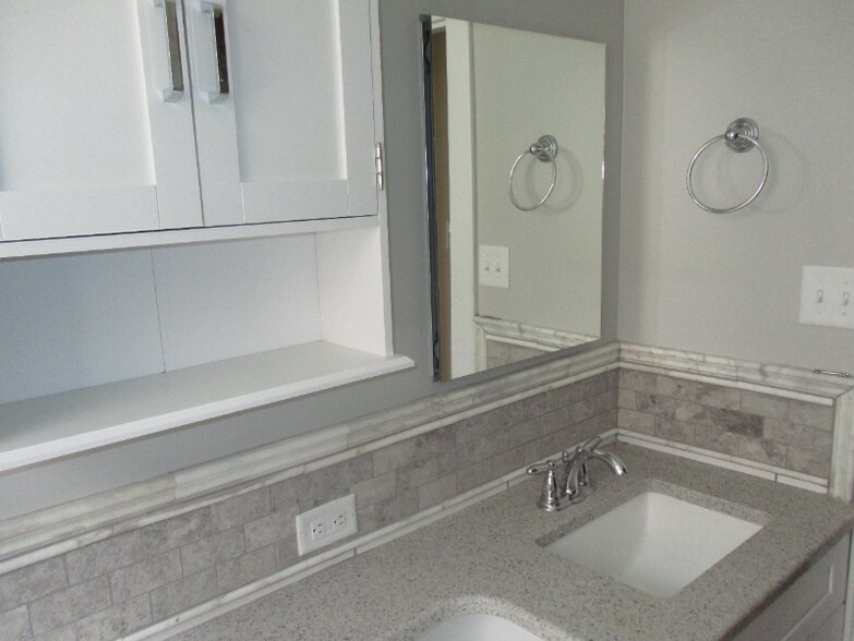 Building Photo - 1081 Terrace Dr