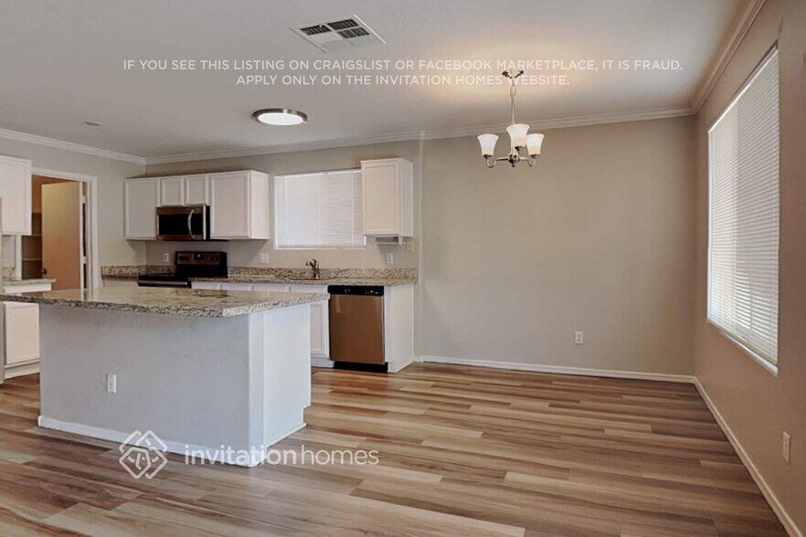 Building Photo - 6862 W Townley Ave