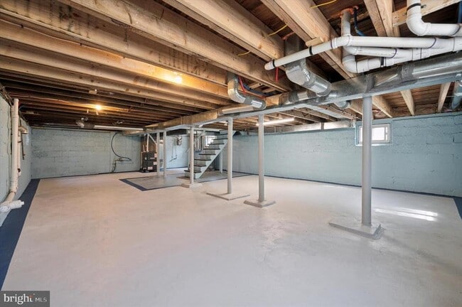 Building Photo - 6710 Marion Ave