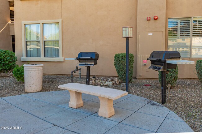 Building Photo - 20100 N 78th Pl