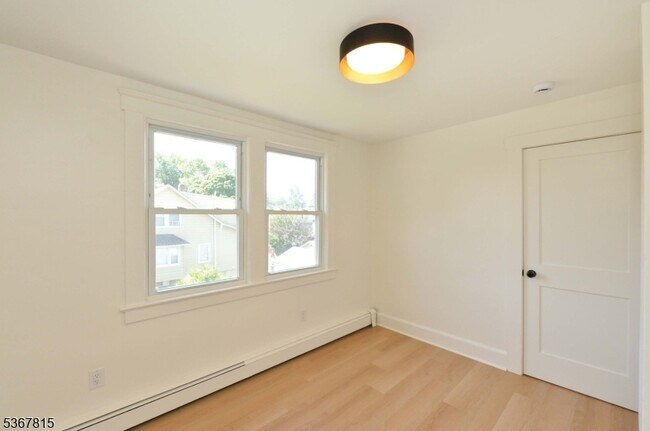 Building Photo - 244 Van Winkle Ave
