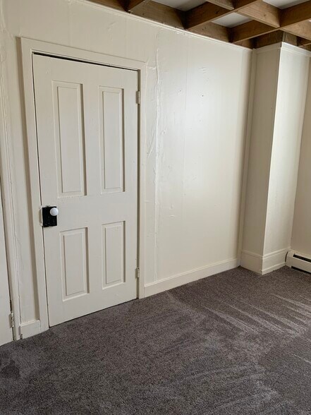 Open Bedroom/Office - 133 S Main St