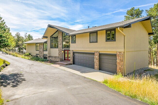 Building Photo - 31340 Brookline Rd