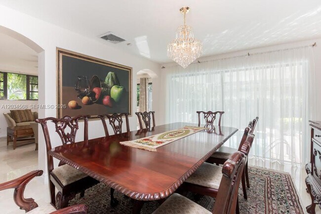 Building Photo - 4950 San Amaro Dr