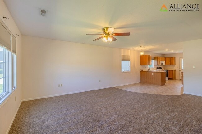 Building Photo - East side of Manhattan!