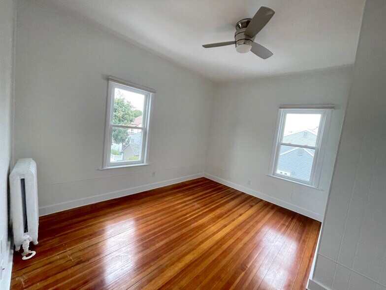 Master Bedroom - 58 Bickford Ave
