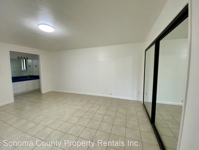 Building Photo - 3 br, 2 bath House - 2115 Montecito Ave