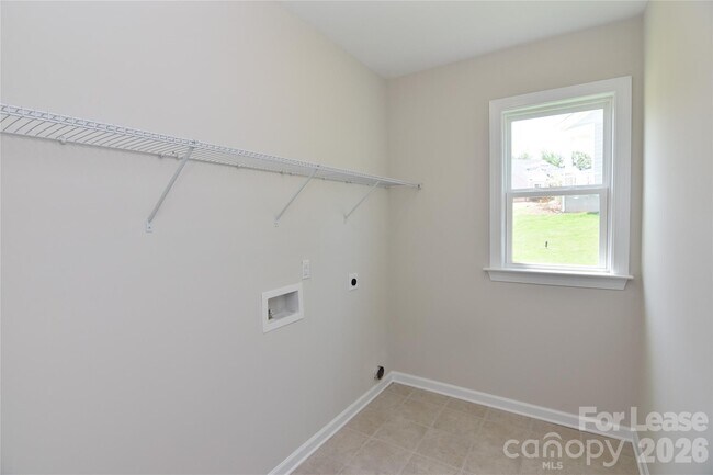 Building Photo - 1133 Overlake Dr