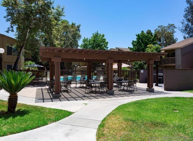 Building Photo - Updated 1 bedroom-1 bath, First Floor Condo in Desirable Rancho Mission Villas