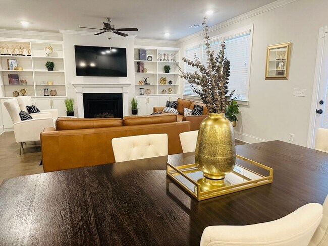 Building Photo - 603 Skye Ct