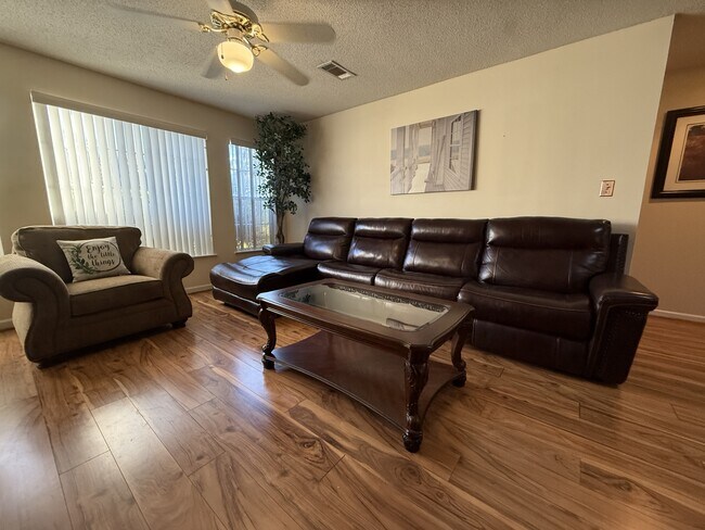 Building Photo - 1231 Ladys Island Dr