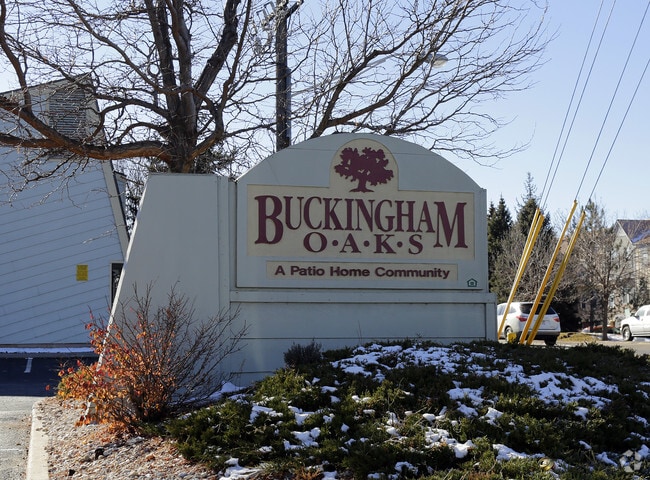 Building Photo - Buckingham Oaks