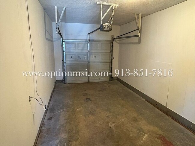 Building Photo - Nook on the Northside!