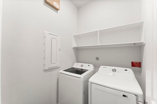 Building Photo - 15949 Hayes Mkt Lp