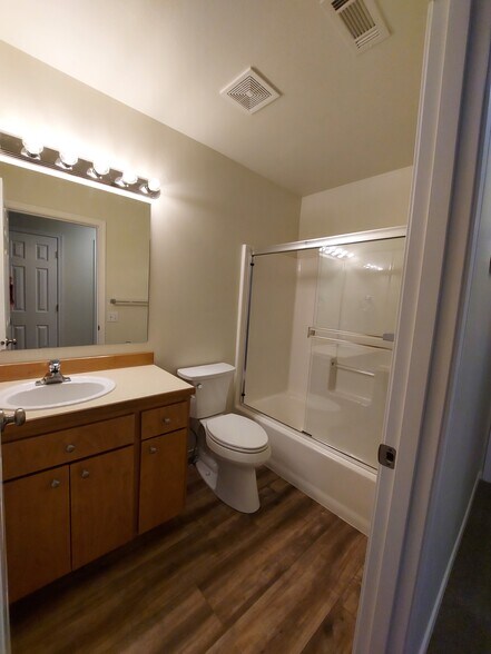 2nd Bathroom - 1923 NE Derek Dr