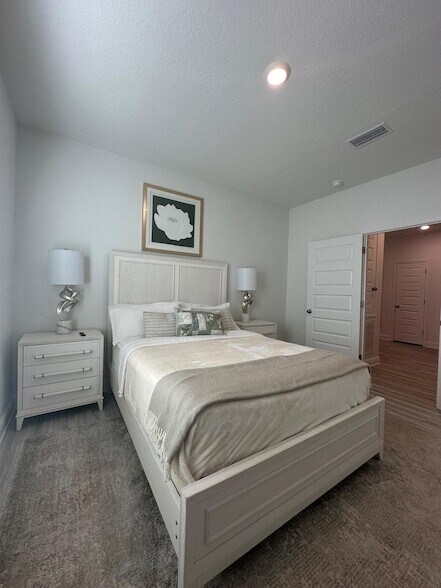 Building Photo - 7 Nest Ln