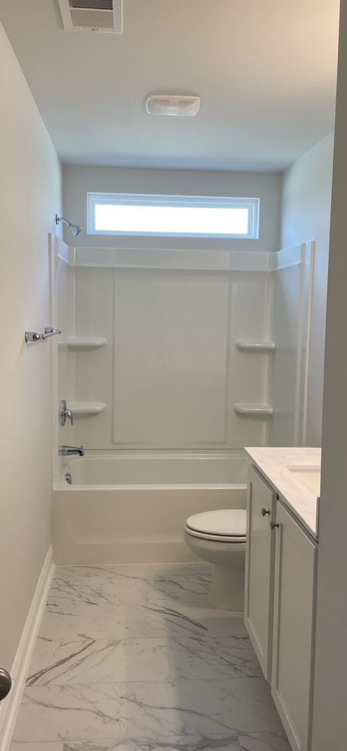 Building Photo - Newly built 5 bedroom home in The Parks