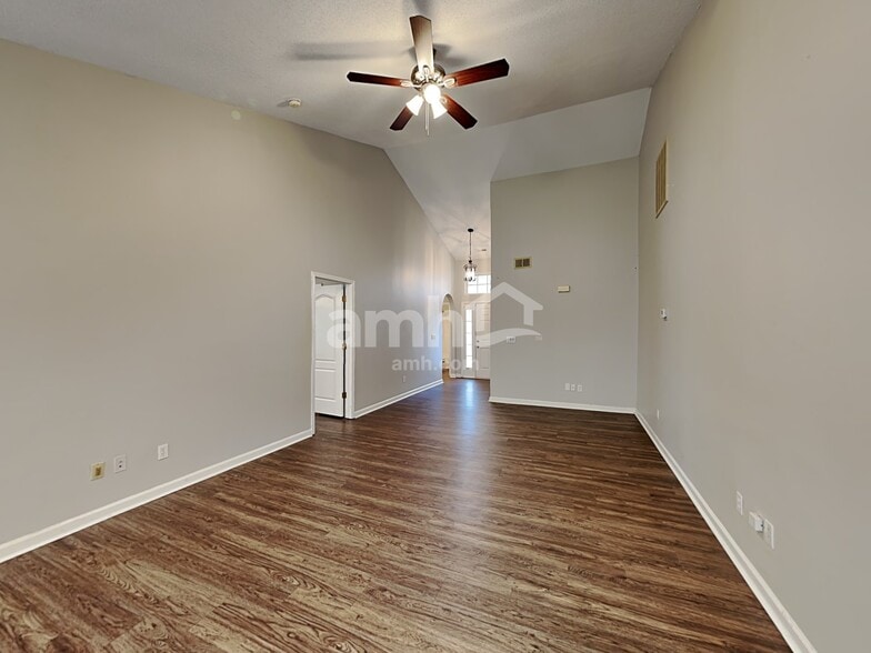 Building Photo - 6902 Brachnell View Dr