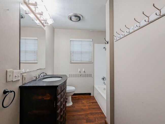 Building Photo - Private old world charm 3 bed, 1 bath home with tons of storage options!