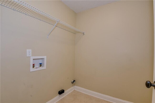 Building Photo - 1089 Grove Landing Ln